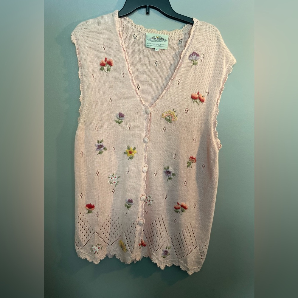 Susan Bristol Floral Embroidered Pink Knit Vest Womens Size Large vintage 1994